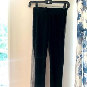 SHEIN like new never worn tights two pairs